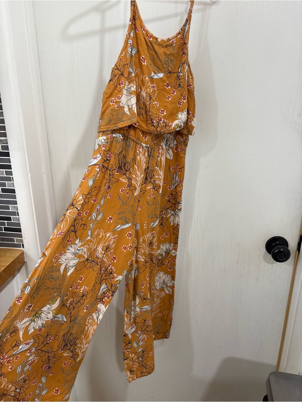 Bundle of 10 girl’s  summer dresses/jumpsuit. Size 10. Comfy casual summer - Picture 6 of 11